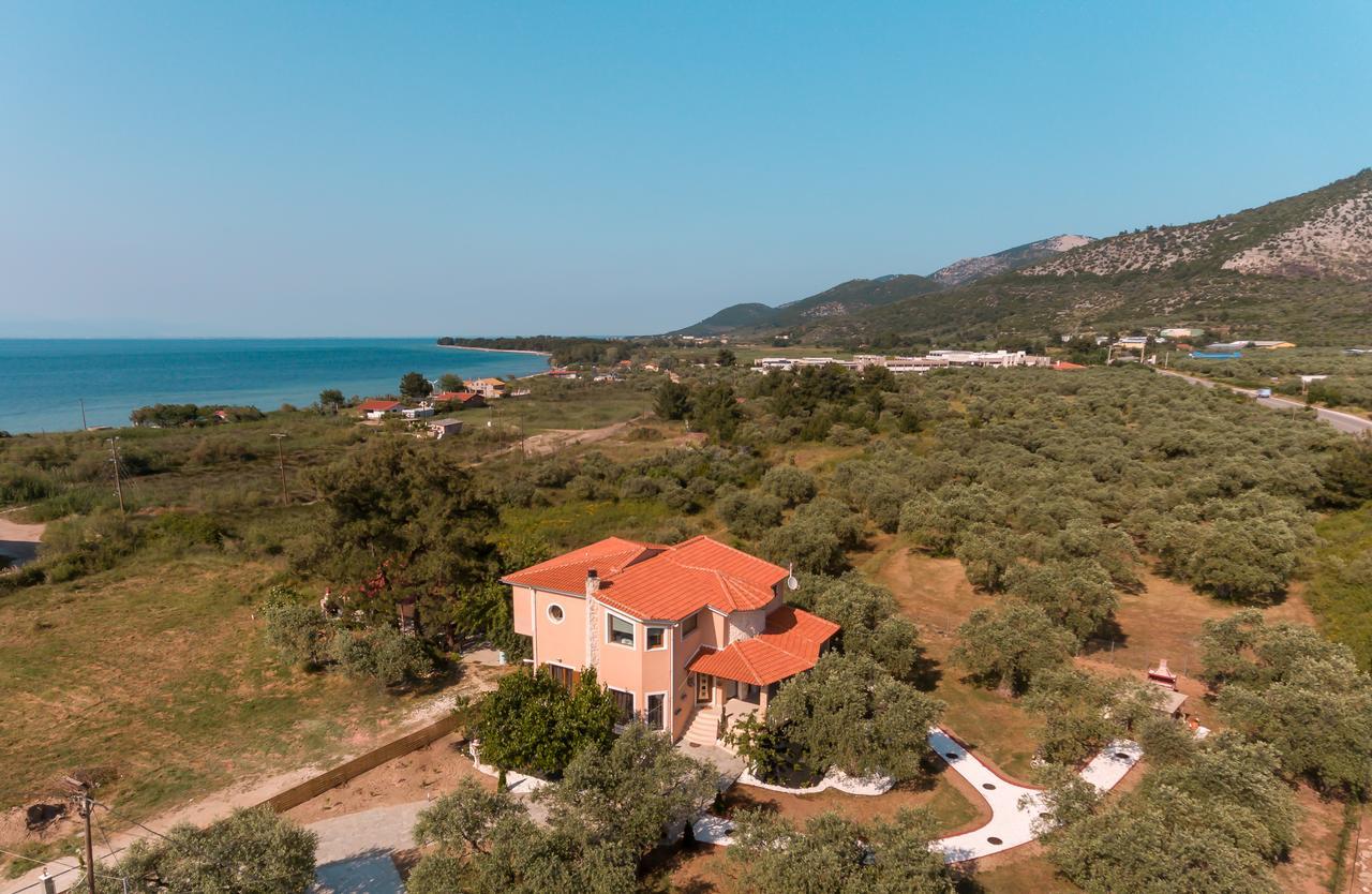 Fokas Luxury Villa Prínos Eksteriør billede