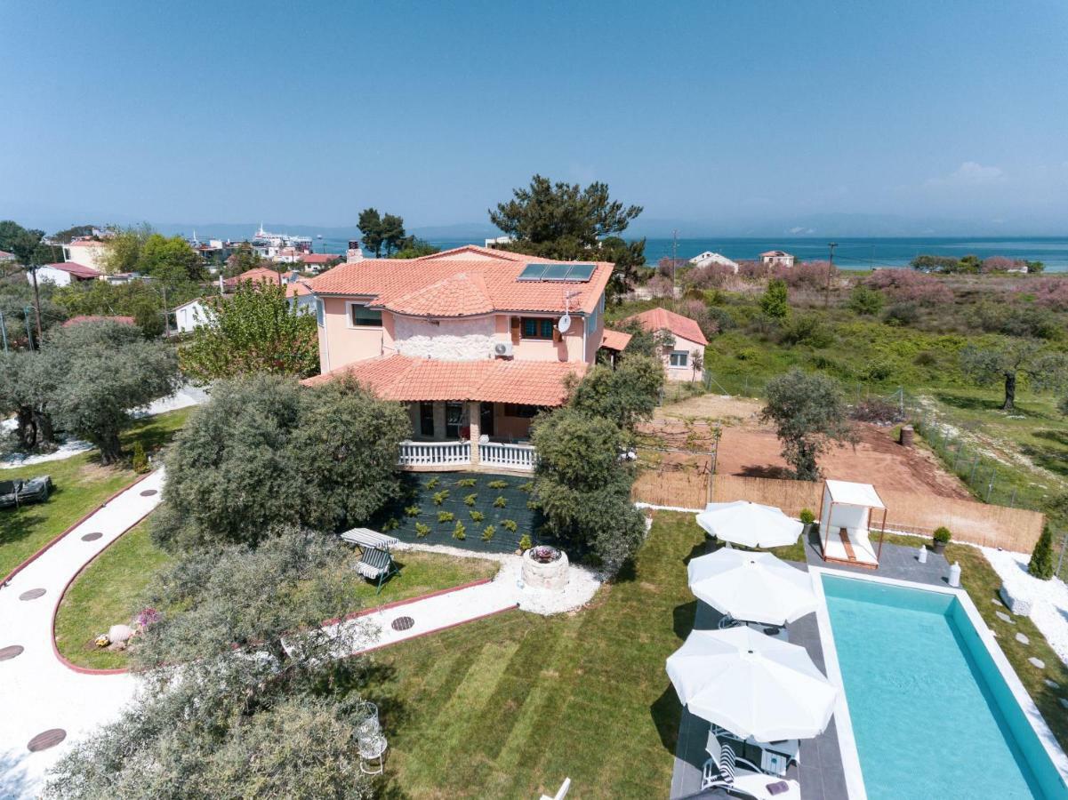 Fokas Luxury Villa Prínos Eksteriør billede