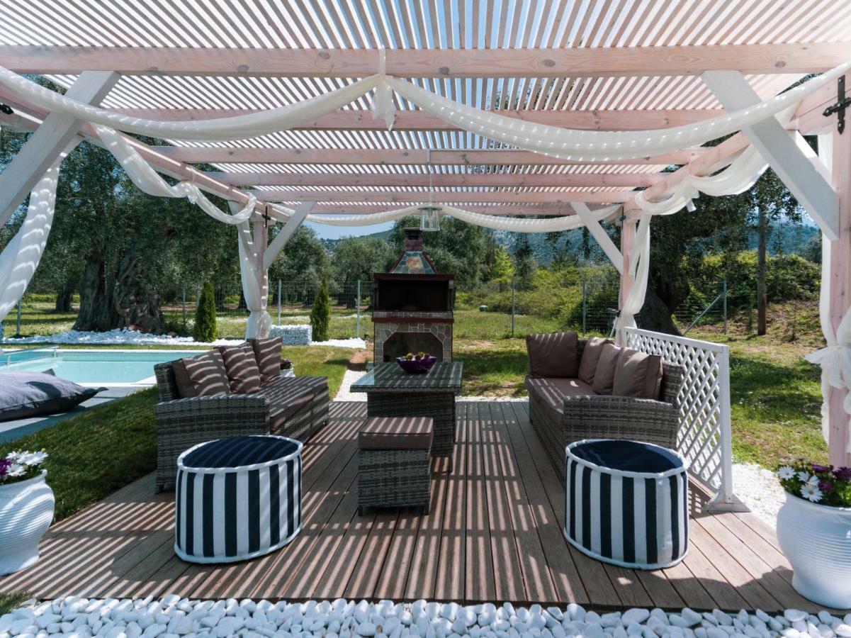 Fokas Luxury Villa Prínos Eksteriør billede